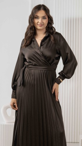 Sukienka Kopertowa Satynowa Maxi Brązowa MAXIO V3.3.jpeg