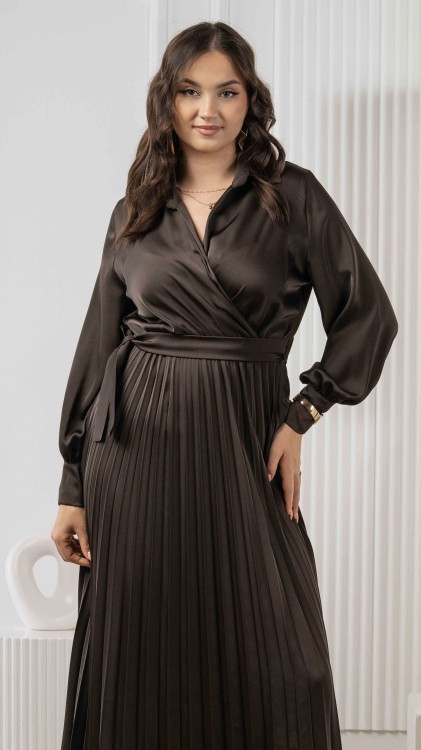 Sukienka Kopertowa Satynowa Maxi Brązowa MAXIO V3.3.jpeg