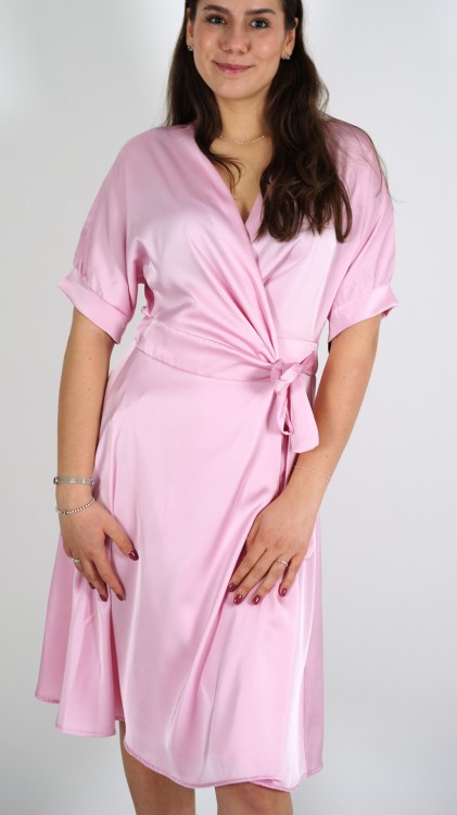 Sukienka Kopertowa Satynowa Różowa SEKRITA V2.2.JPG