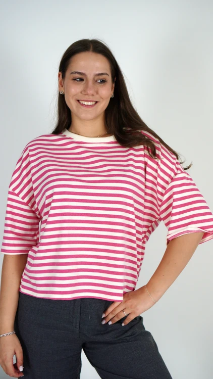 Bluzka Oversize w Różowe Paski DINA V2.3.JPG